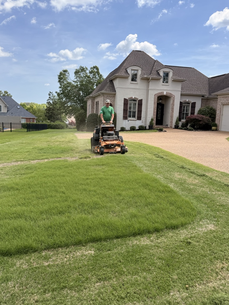 Local Lawn Care Service in Oxford, MS